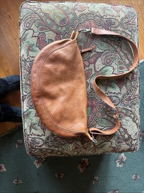 Latico Calliecrossbody bag. Multiple compartments. Barely used 3 months old. $15